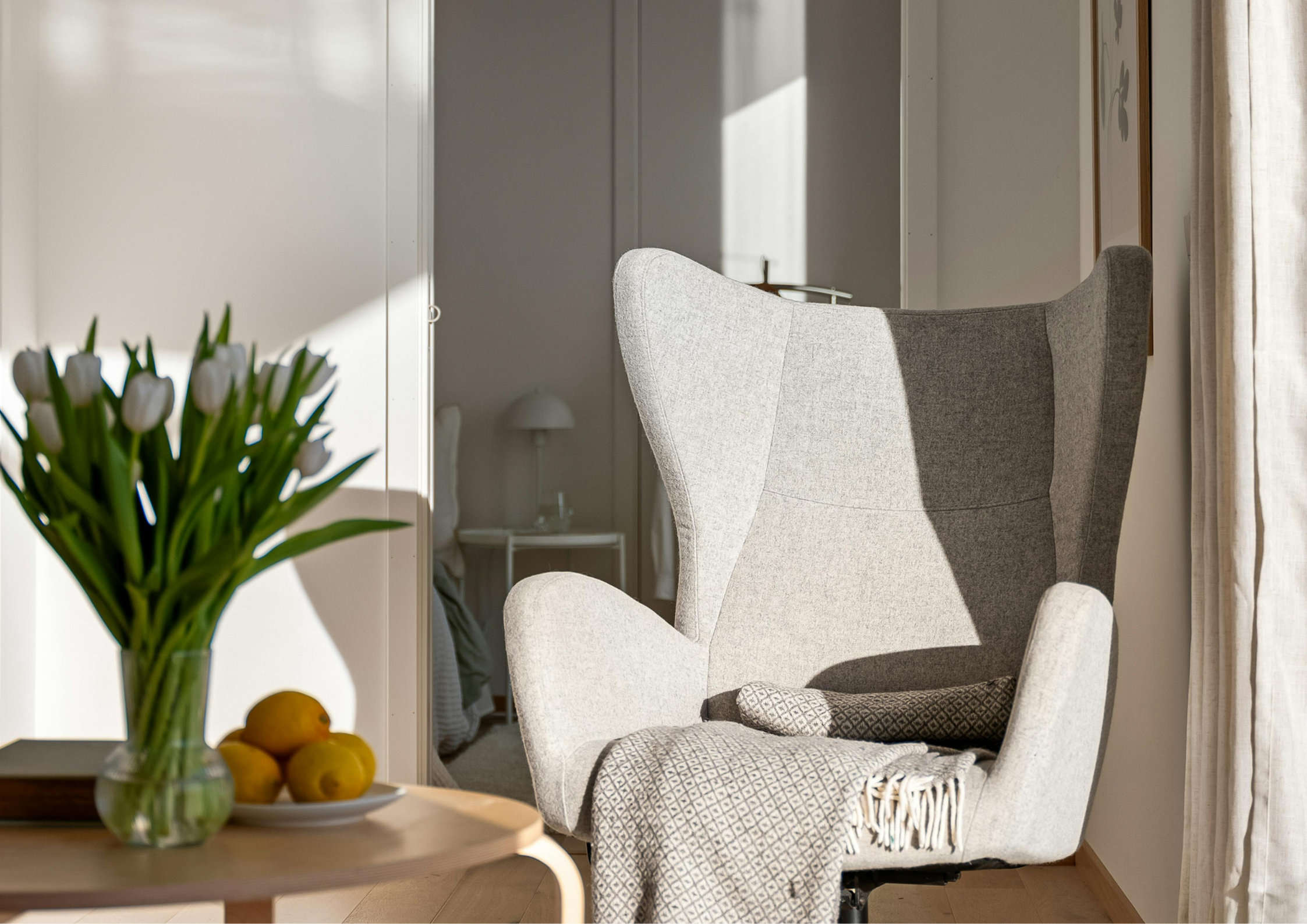 Black Closed Sign Landscape Poster (28)