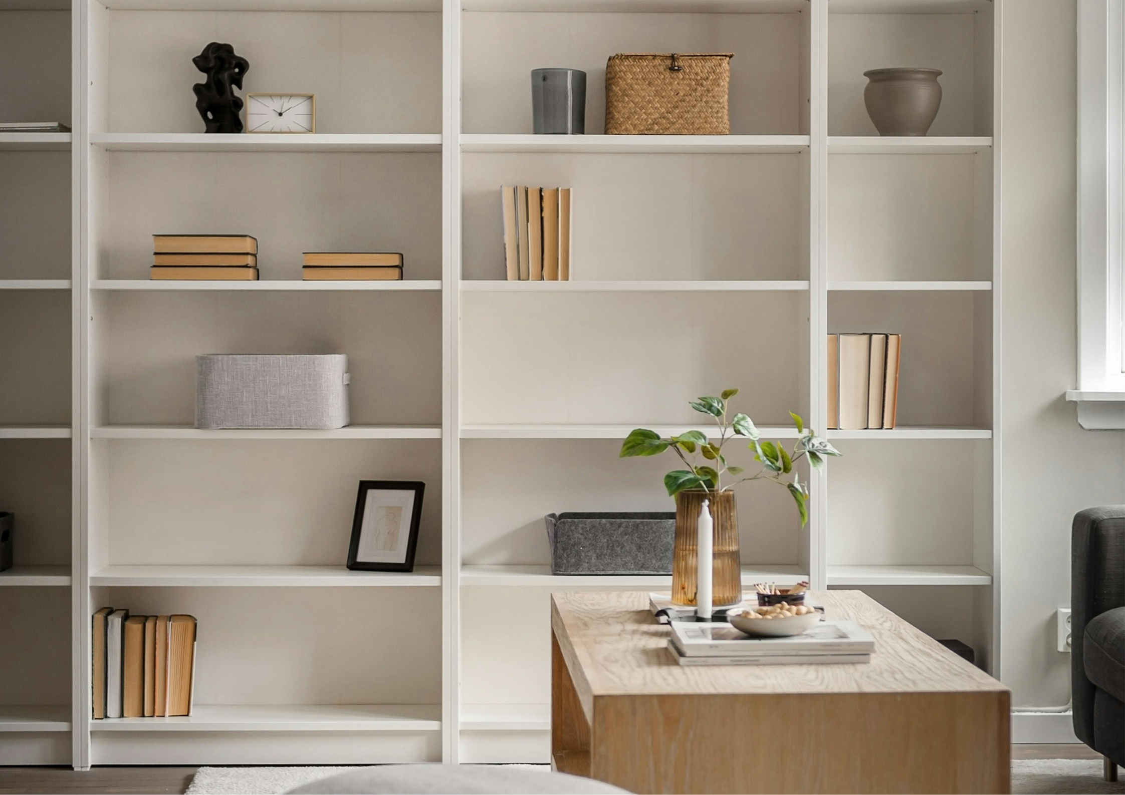 Black Closed Sign Landscape Poster (3)