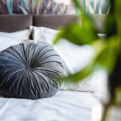 Simplify Your Retirement Move: The Best Realtor for Downsizing in Corona