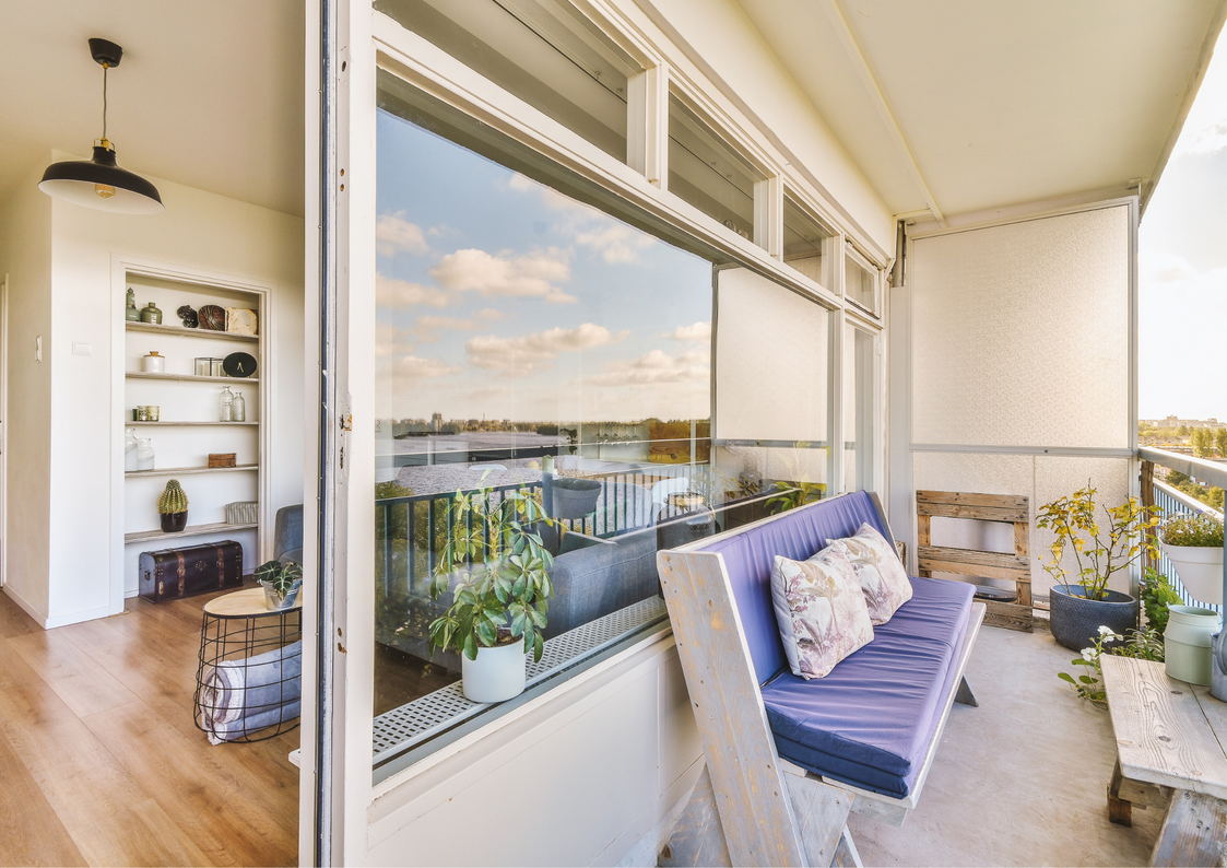 Black_Closed_Sign_Landscape_Poster_54_50