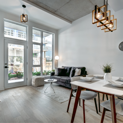 Relocation Made Simple: Helping Professionals Move to Norco