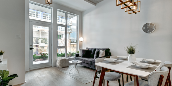 Relocation Made Simple: Helping Professionals Move to Norco