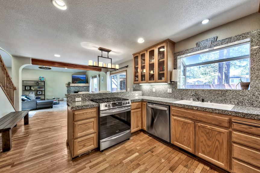 1214 Tokochi South Lake Tahoe CA 96150 South Lake Tahoe Realtor