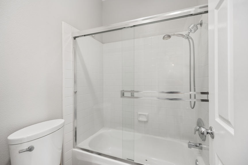 22_11909169_183826_183826-EI-122