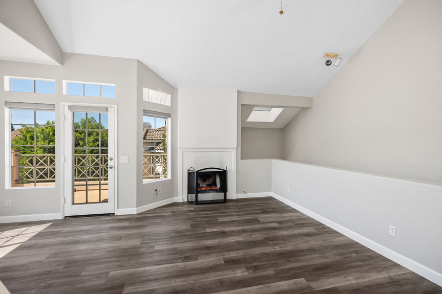 7_11909154_183826_183826-EI-107