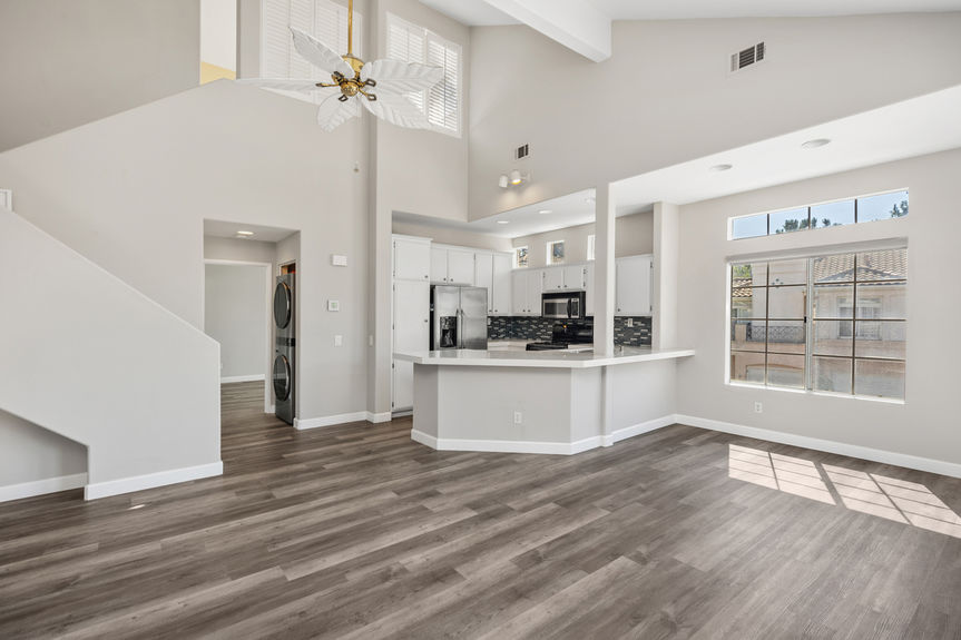 9_11909156_183826_183826-EI-109