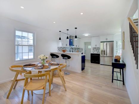 239OAKSTRIDGEWOODNJDining room (1)