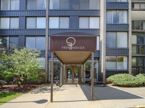 9060palisadeAVENORTHBERGENNJexterior