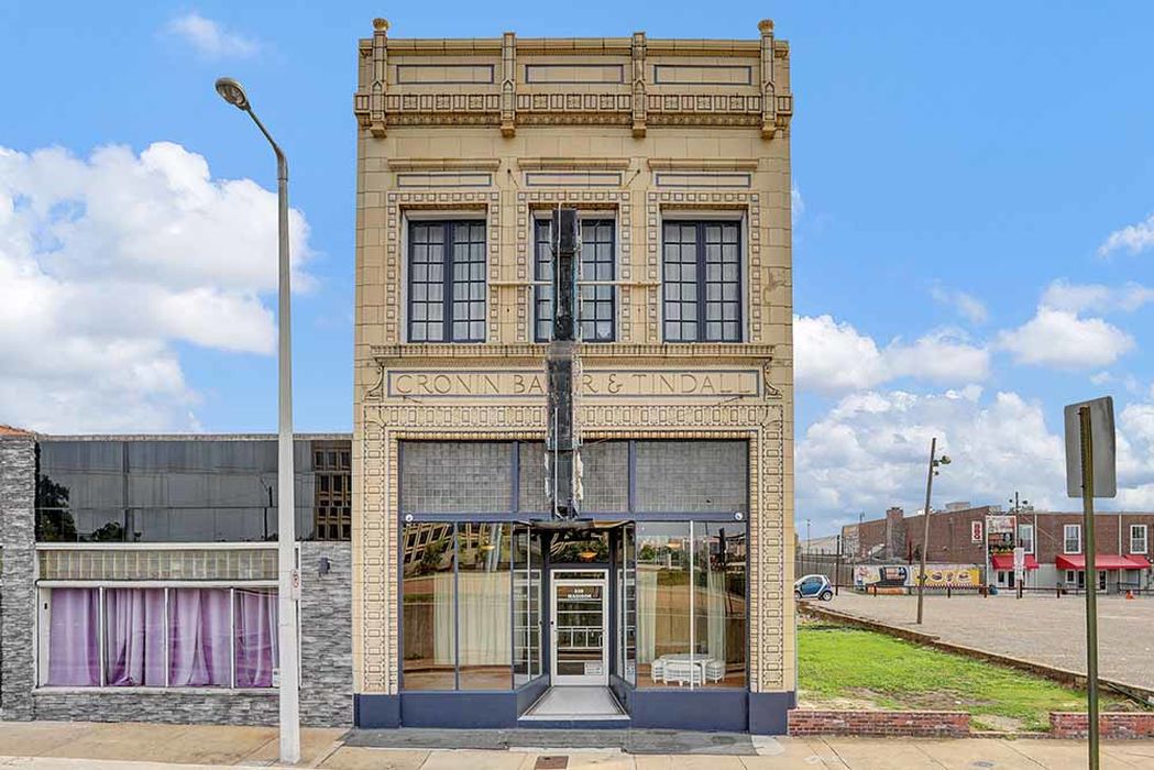 Commercial Slider Photo 3