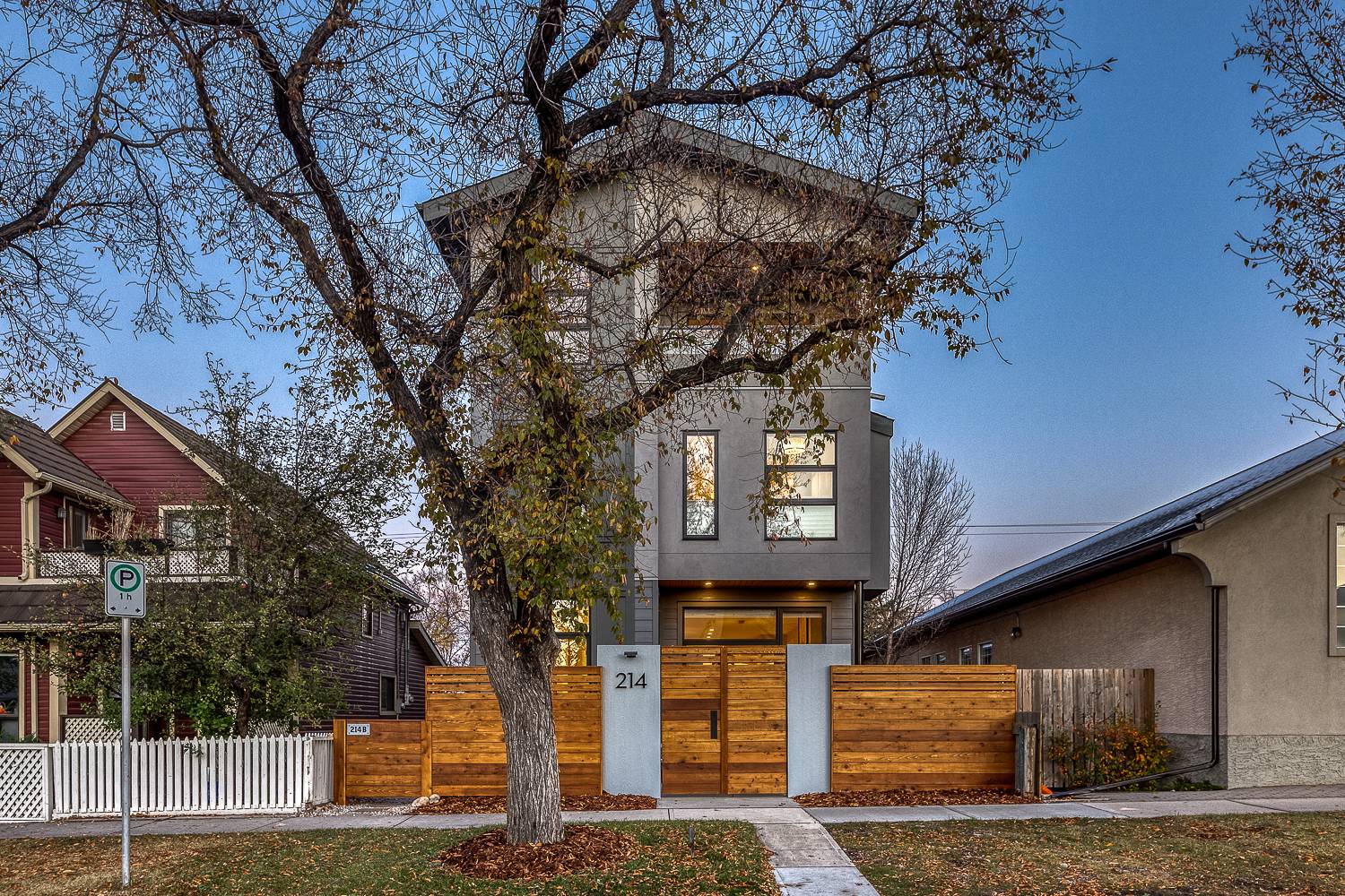 214 8 St NE, Calgary-20 (1)