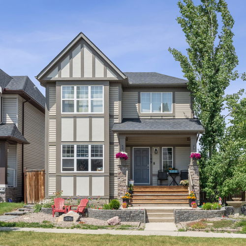 Just Listed: Modern Elegance in the Heart of McKenzie Towne