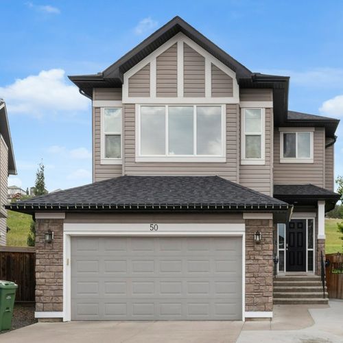 Just Listed: Stunning Family Living in Tuscany