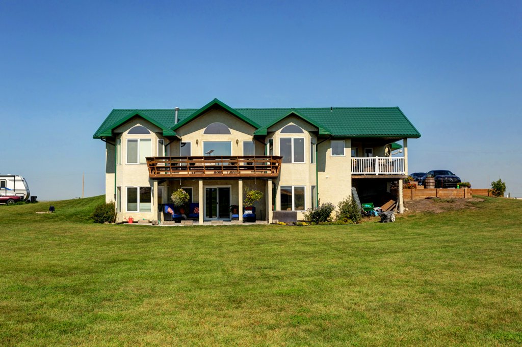 Just Listed: Luxury Living Meets Prairie Serenity &hellip;