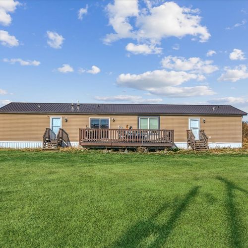 Just Listed: Peaceful Lake-Country Living Near Vulcan – Under an Hour from Calgary