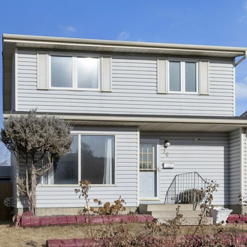 Just Listed: Affordable Family Living in Castleridge