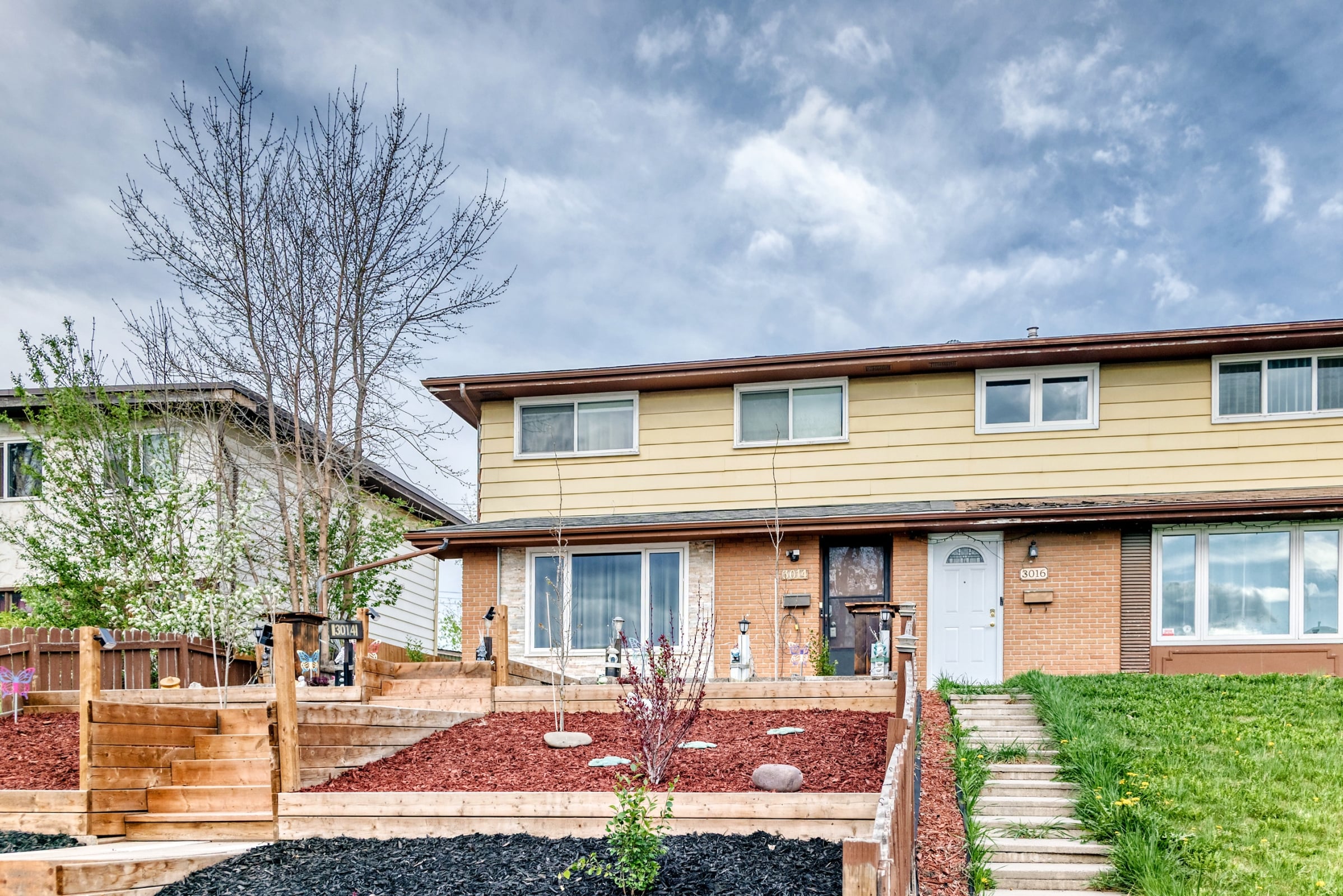 Just Listed in Dover: Spacious Family Living with &hellip;
