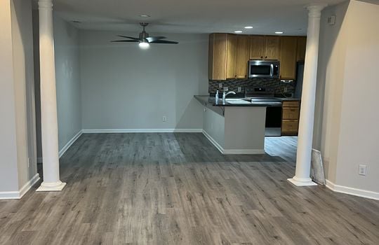 4841 Bridgefield Living Room Kitchen and pillars