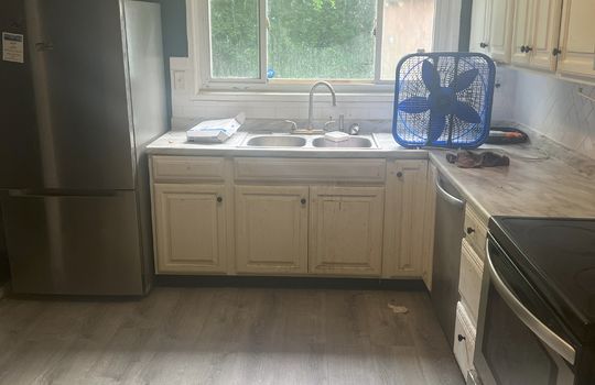 3570 Decamp Kitchen