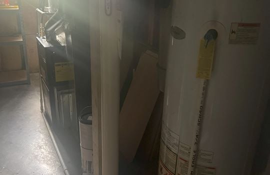3570 Decamp Water heater and furnce