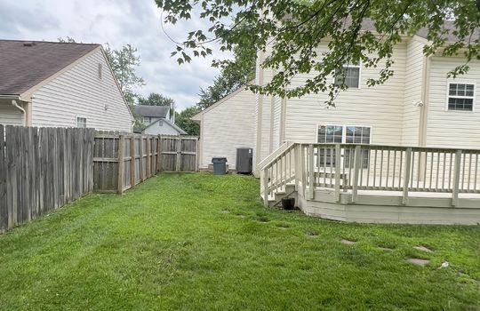 5993 Sycamore Forge Backyard 3