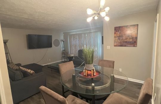 5209 Living Room Pic Landscape