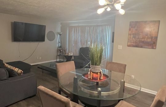 5209 Living Room Pic Portrait 2