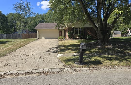 7924 Vineyard Front Photo