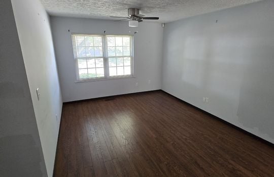 7924 Vineyard Spare Room