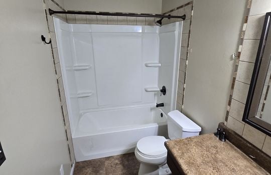 7924 Vineyard Spare bathRoom 1
