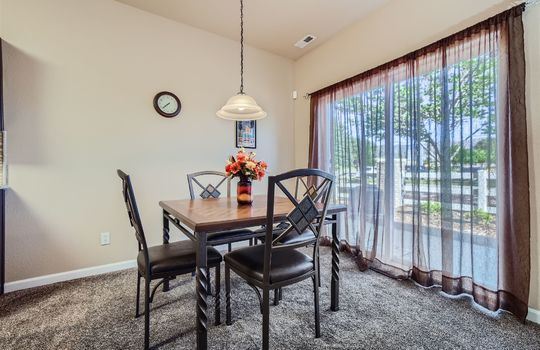 1104 Wisdom Heights &#8211; MLS Sized &#8211; 017 &#8211; 13 Breakfast Area