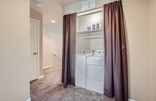 1104 Wisdom Heights &#8211; MLS Sized &#8211; 029 &#8211; 30 2nd Floor Laundry Room