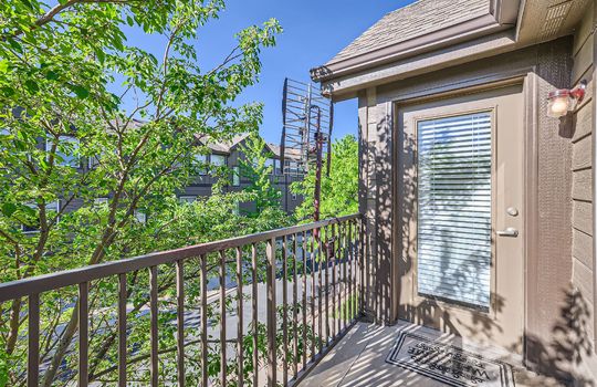 1104 Wisdom Heights &#8211; MLS Sized &#8211; 030 &#8211; 31 Balcony