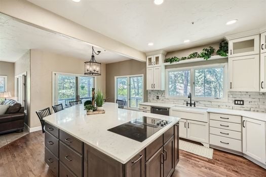 454 Silbrico Way – MLS Sized – 008 – 20 Kitchen