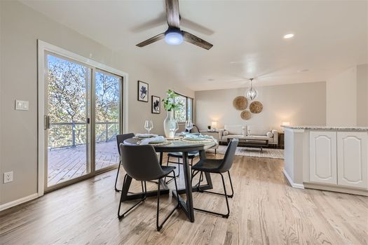 4875 Garden Trail – Web Quality – 016 – 15 Breakfast Area