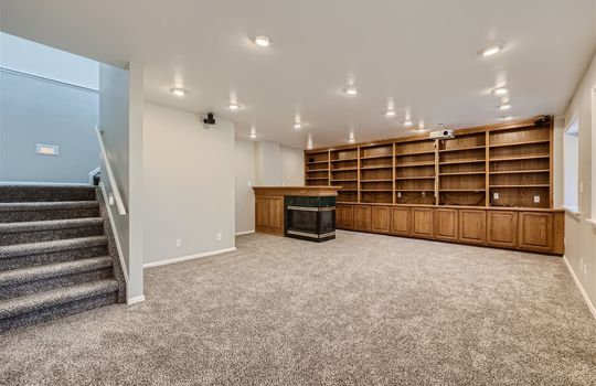 4875 Garden Trail &#8211; Web Quality &#8211; 029 &#8211; 39 Lower Level Media Room