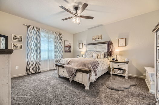 3568 Saddle Dr &#8211; MLS Sized &#8211; 013 &#8211; 16 Primary Bedroom