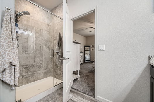 3568 Saddle Dr &#8211; MLS Sized &#8211; 017 &#8211; 20 Primary Bathroom