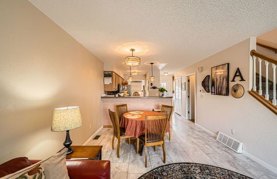 2186 Giltshire Drive - MLS Sized - 009 - 11 Kitchen