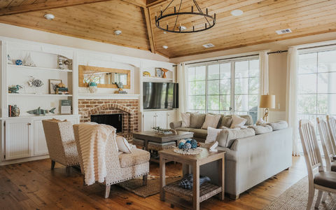 Seaport Vacation photo 3