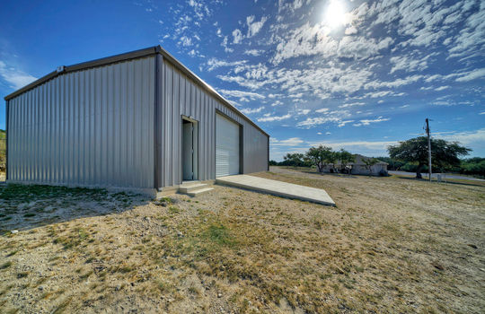 344 Beulah Ln Dripping Springs-large-024-027-Barn and View of House in the-1490&#215;1000-72dpi