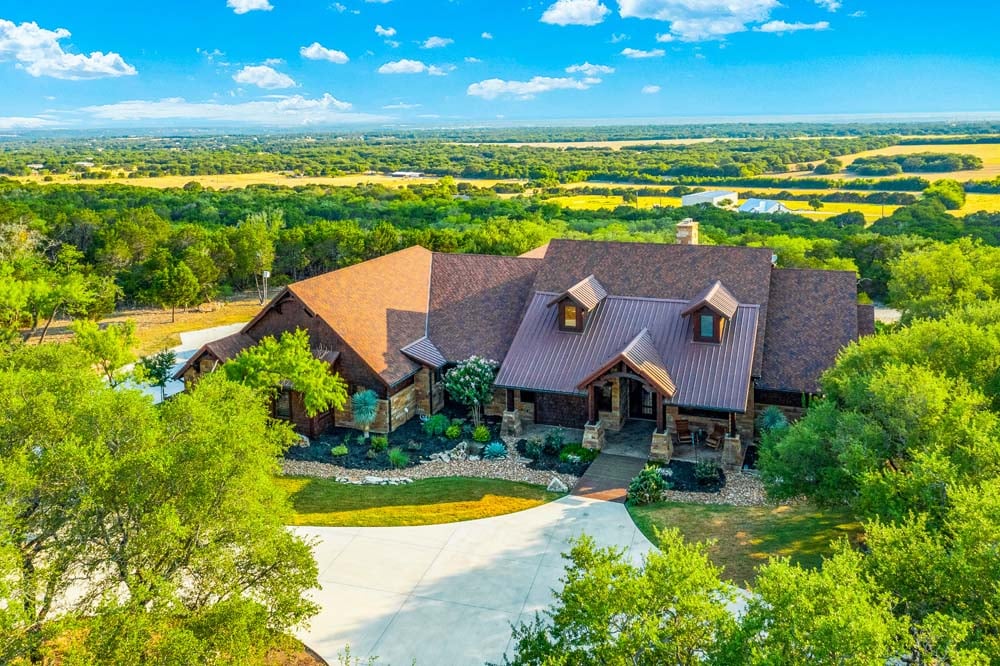 equestrian real estate austin, texas