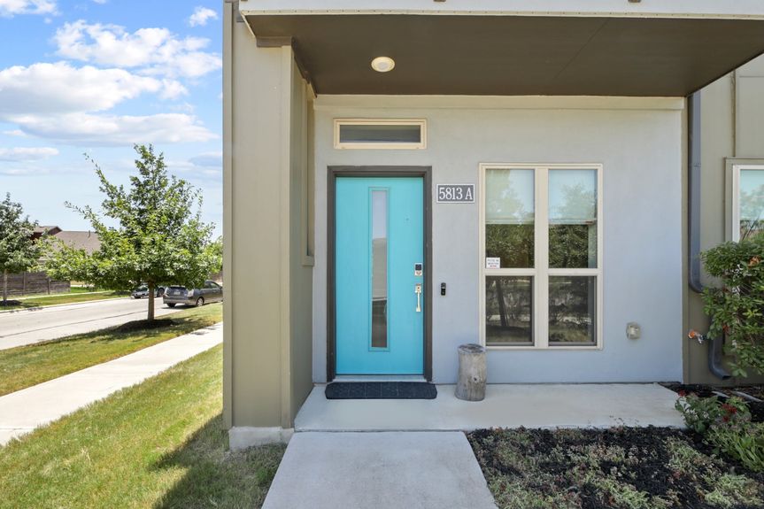 003-447108-5813 Charles Merle Dr003_12650933