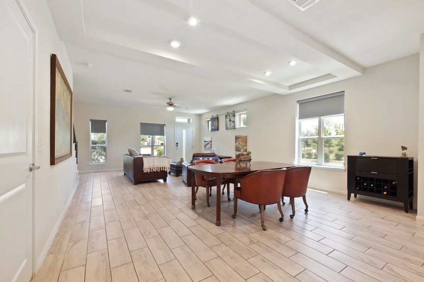 006-447108-5813 Charles Merle Dr006_12650940