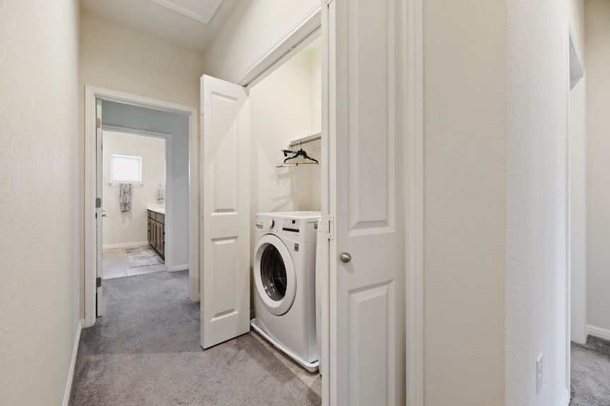 022-447108-5813 Charles Merle Dr022_12650981