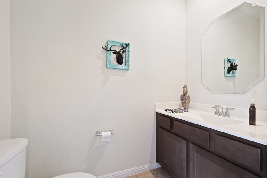 023-447108-5813 Charles Merle Dr023_12650984