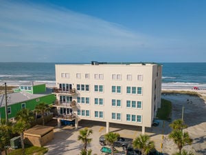 Front view of The Vue at Mexico Beach