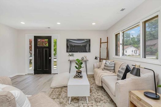 06-7001-Red-Bird-Rd-13