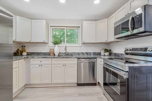 16-7001-Red-Bird-Rd-23