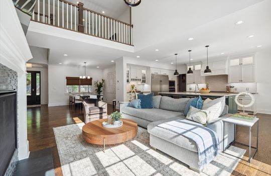 10-8023 Wenonga Rd