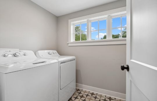 51-8023 Wenonga Rd